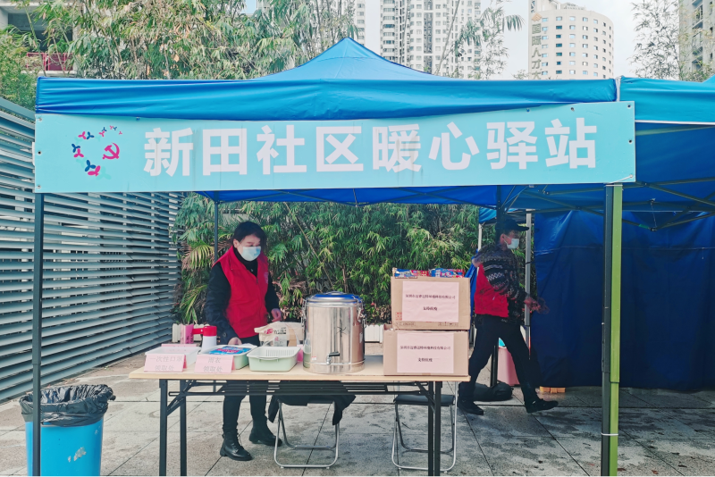 邁睿環(huán)境關(guān)愛(ài)核酸檢測(cè)點(diǎn)醫(yī)護(hù)人員-暖寶寶